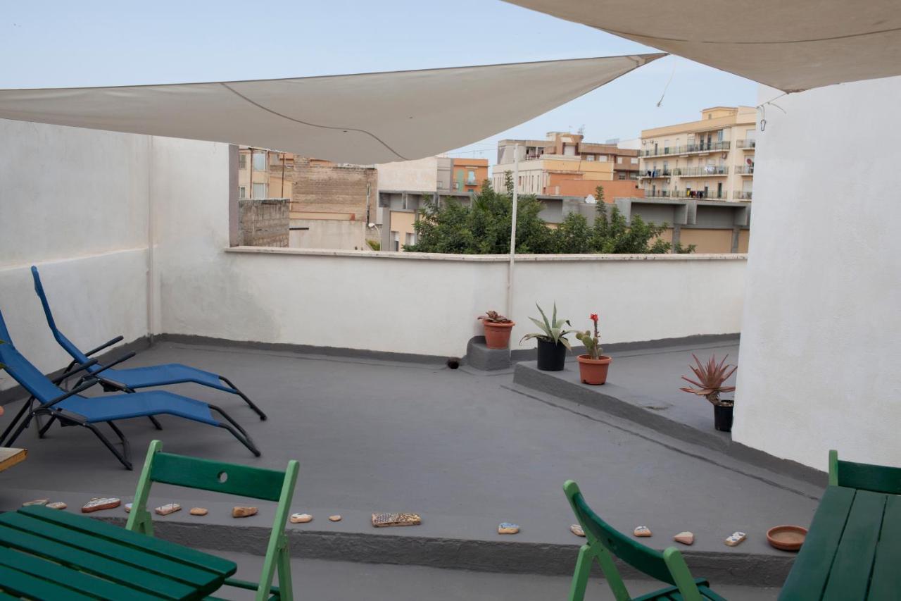 Area 12 Bb Bed and Breakfast Trapani Exteriör bild